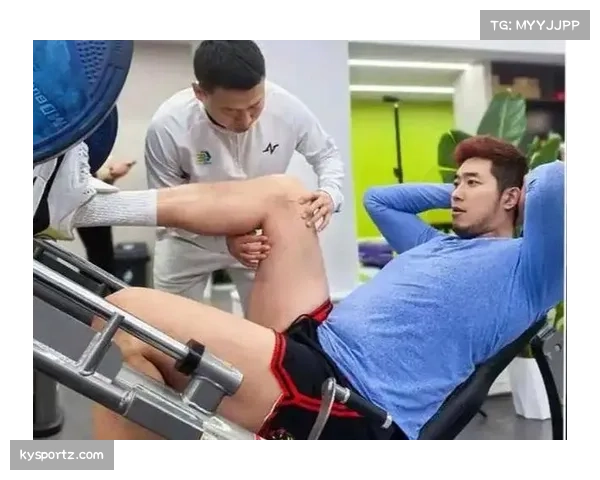 吴冠希手术完成已出院静养 髌韧带重建需漫长康复期